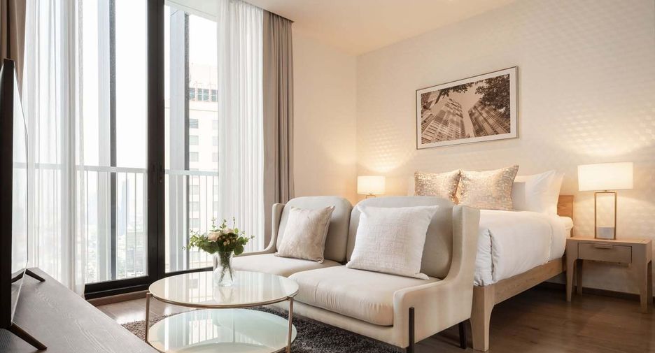 For rent studio condo in Khlong Toei, Bangkok