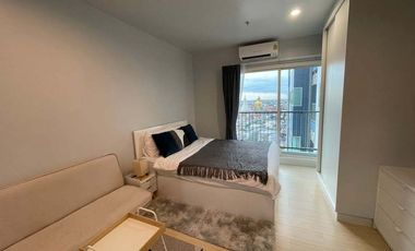 Condo en alquiler de 1 habitaciones en Thon Buri, Bangkok