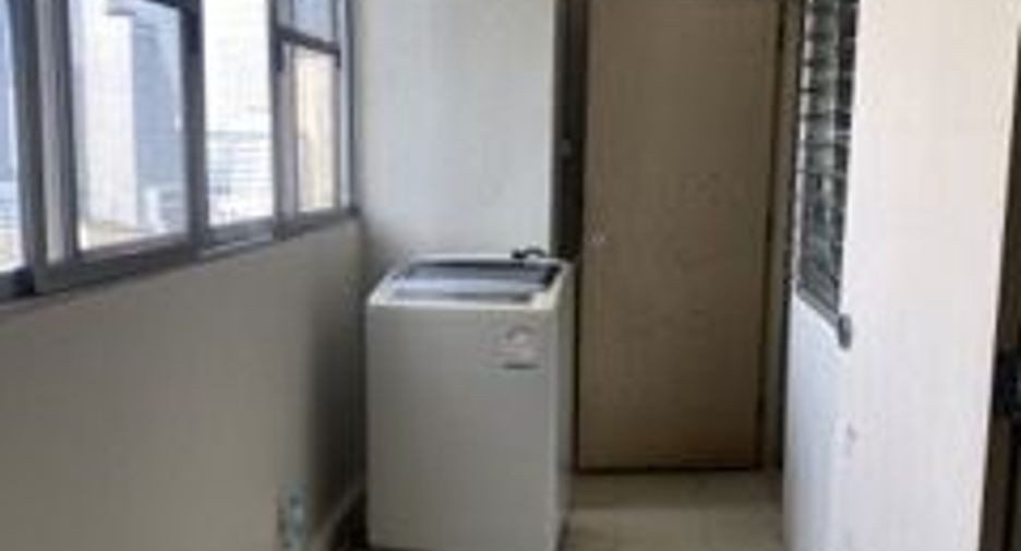 ให้เช่า 4 ห้องนอน คอนโด ใน วัฒนา, กรุงเทพฯ