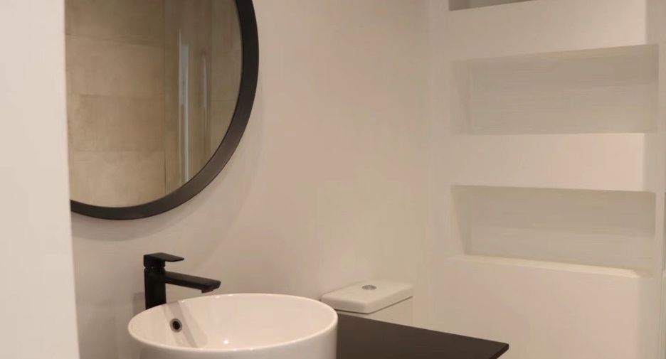 For sale and for rent 3 bedrooms condo in Watthana, Bangkok