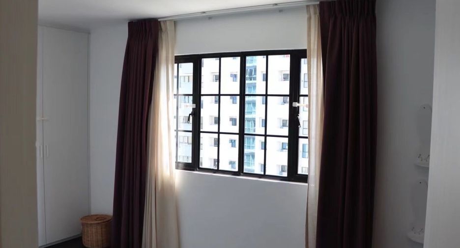 For sale and for rent 3 bedrooms condo in Watthana, Bangkok