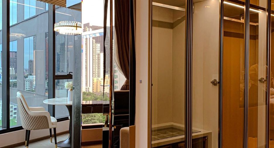 For rent 1 bed condo in Khlong Toei, Bangkok