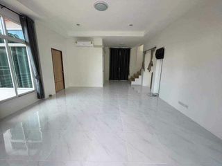 出售 2 卧室 独立屋 在 Mueang Chiang Mai, Chiang Mai