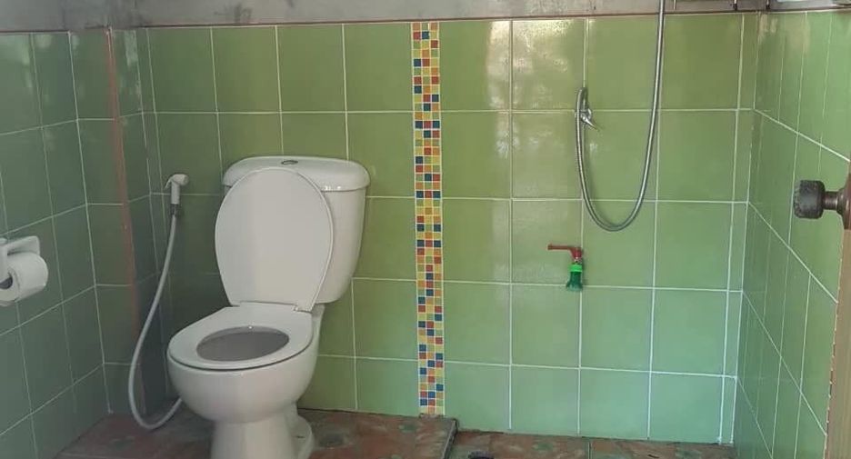 For sale 3 bedrooms house in Saraphi, Chiang Mai