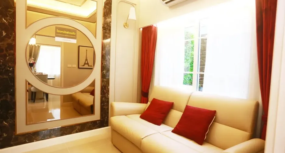 For sale 4 bedrooms townhouse in Mueang Chiang Mai, Chiang Mai