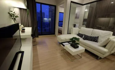 Condo en alquiler de 1 habitaciones en Khlong San, Bangkok