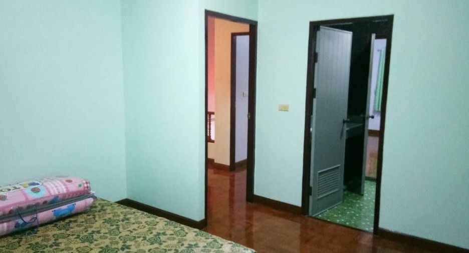À vendre 4 chambres maison à San Pa Tong, Chiang Mai