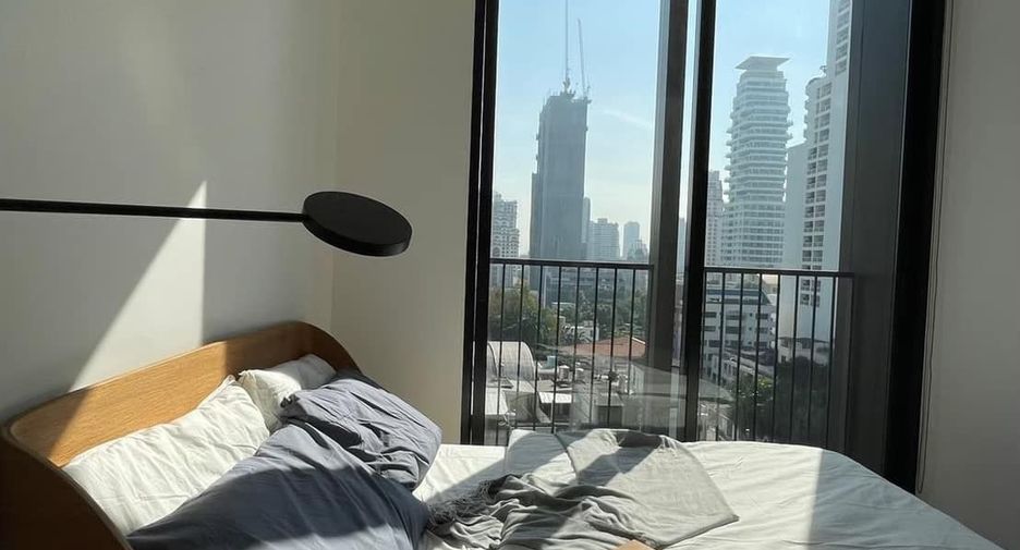 For rent 2 bedrooms condo in Watthana, Bangkok
