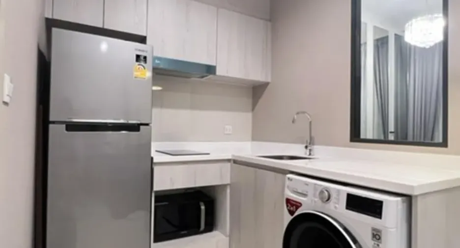For sale 1 bed condo in Pathum Wan, Bangkok