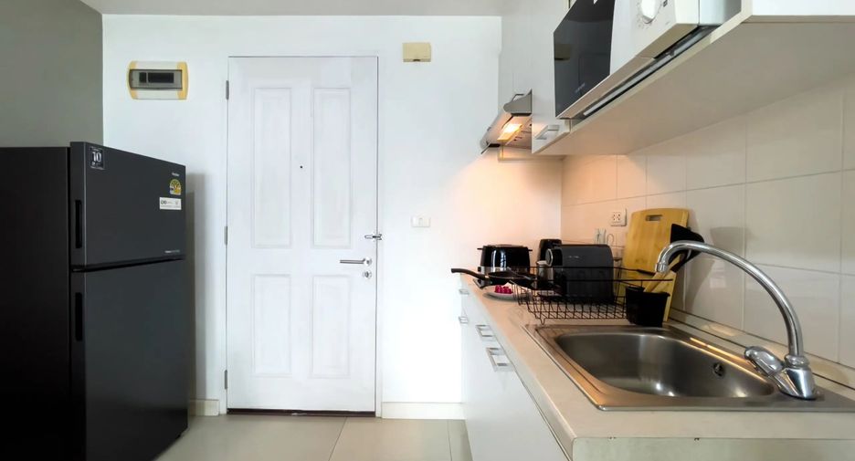 For rent 1 bed condo in Watthana, Bangkok