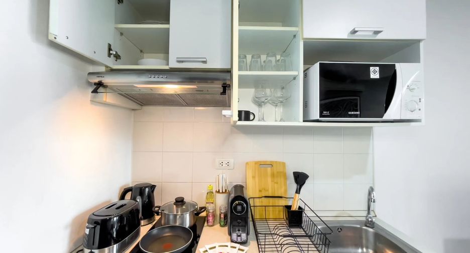For rent 1 bed condo in Watthana, Bangkok