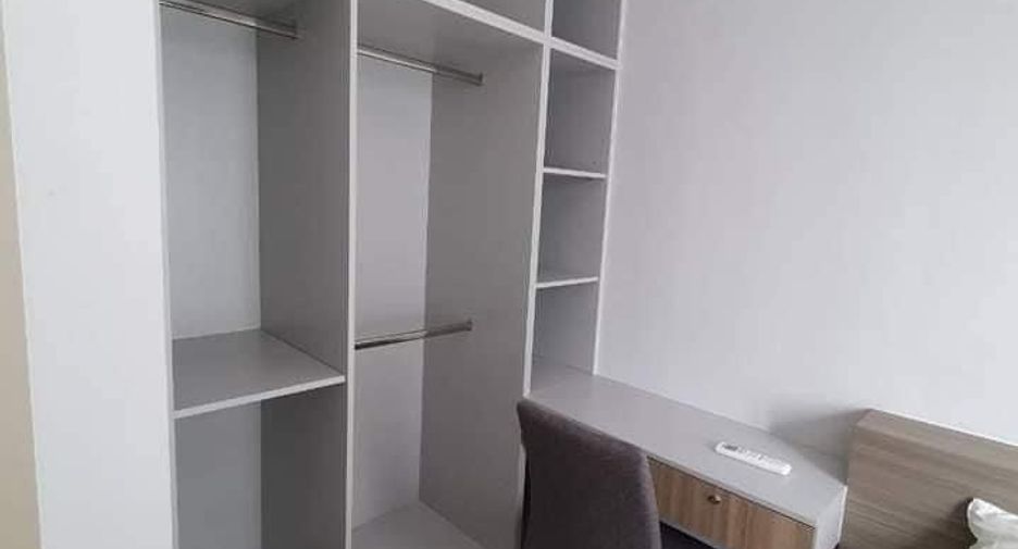For rent studio condo in Mueang Samut Prakan, Samut Prakan