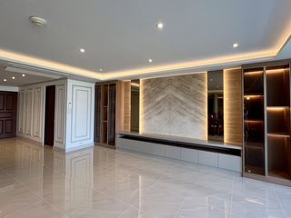 Condo en alquiler de 2 habitaciones en Pathum Wan, Bangkok