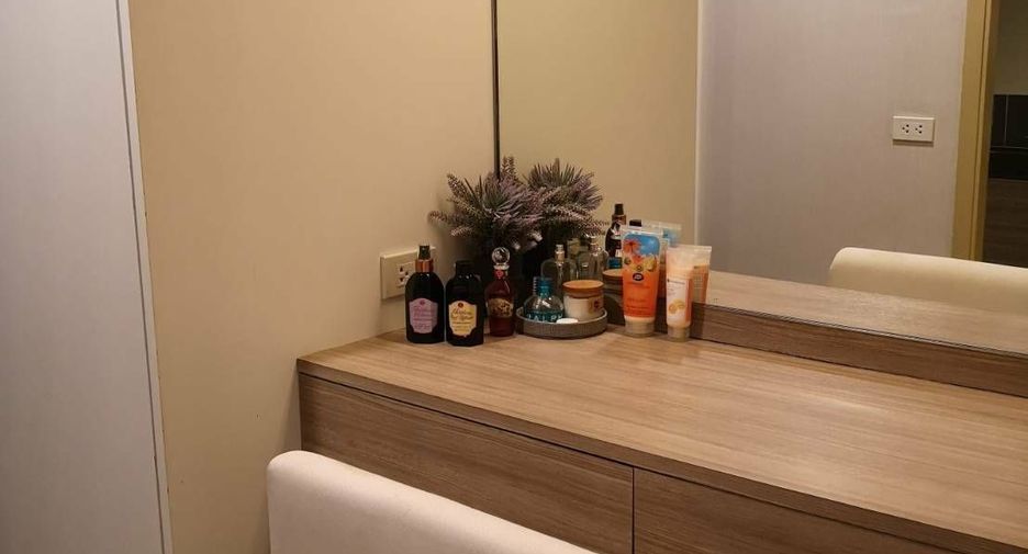 For rent 1 bed condo in Pathum Wan, Bangkok