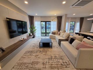 À louer 4 chambres maison à Bang Phli, Samut Prakan