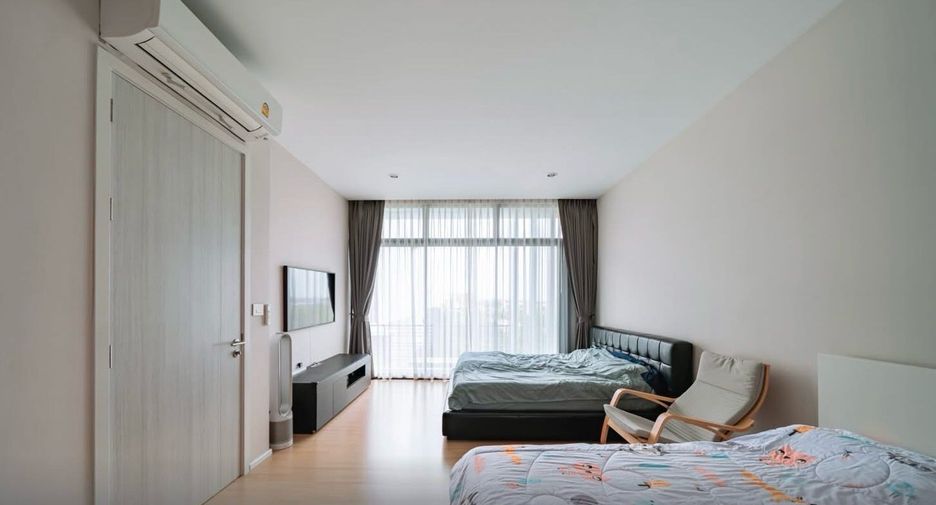For sale 3 ベッドルーム townhouse in Saphan Sung, Bangkok