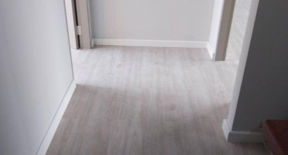 For rent 3 ベッドルーム townhouse in Lat Krabang, Bangkok