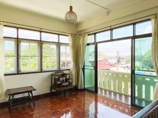 Haus zum Kauf und zur Miete mit 5 Zimmer in Mueang Chiang Mai, Chiang Mai