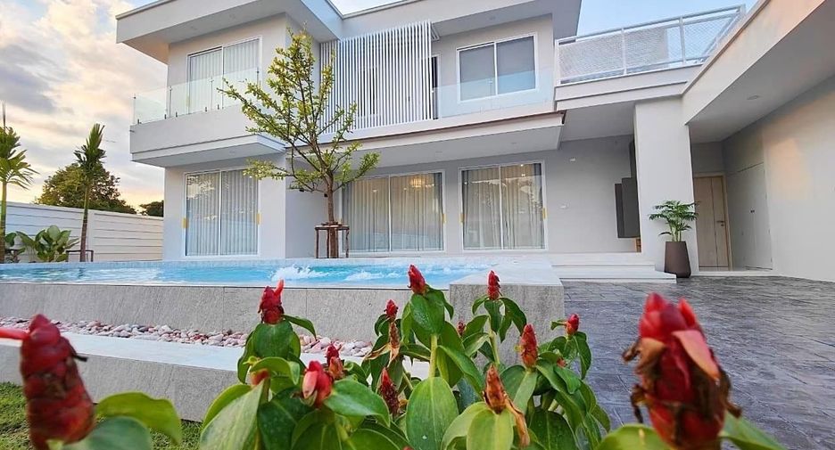 Villa zum Kauf mit 6 Zimmer in San Sai, Chiang Mai