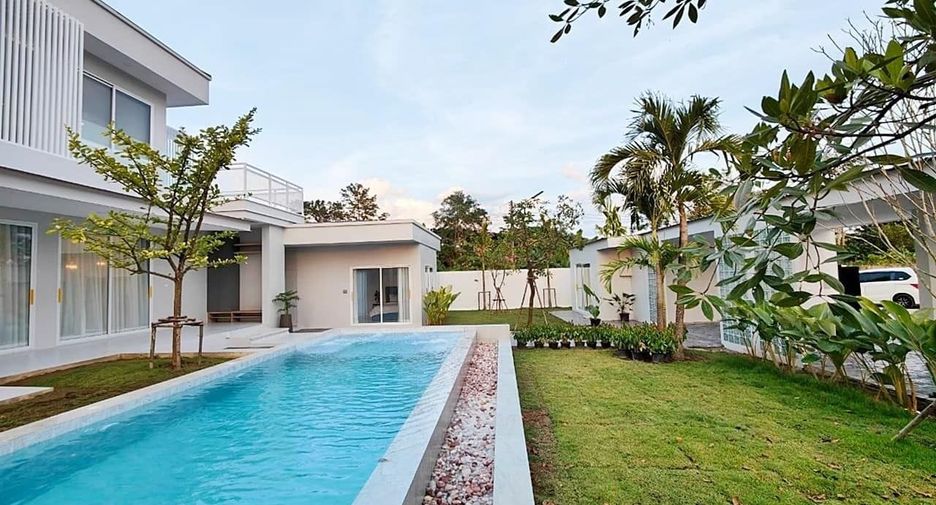 Villa zum Kauf mit 6 Zimmer in San Sai, Chiang Mai