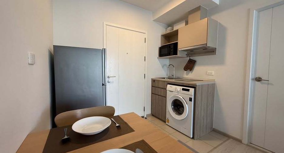 For rent 1 bed condo in Phra Khanong, Bangkok