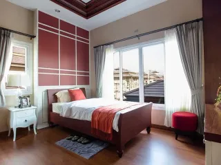 For sale 5 bedrooms house in Hang Dong, Chiang Mai