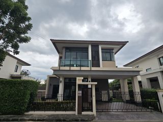 Casa en venta de 3 habitaciones en Saraphi, Chiang Mai