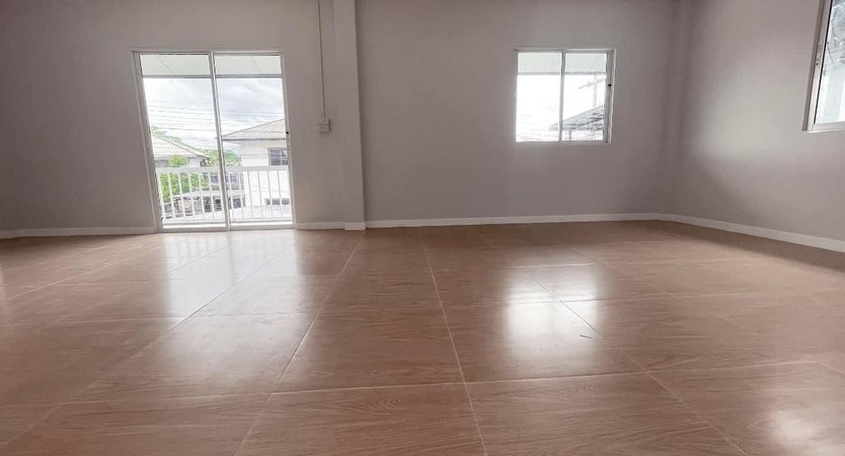 Casa en venta de 3 habitaciones en San Sai, Chiang Mai