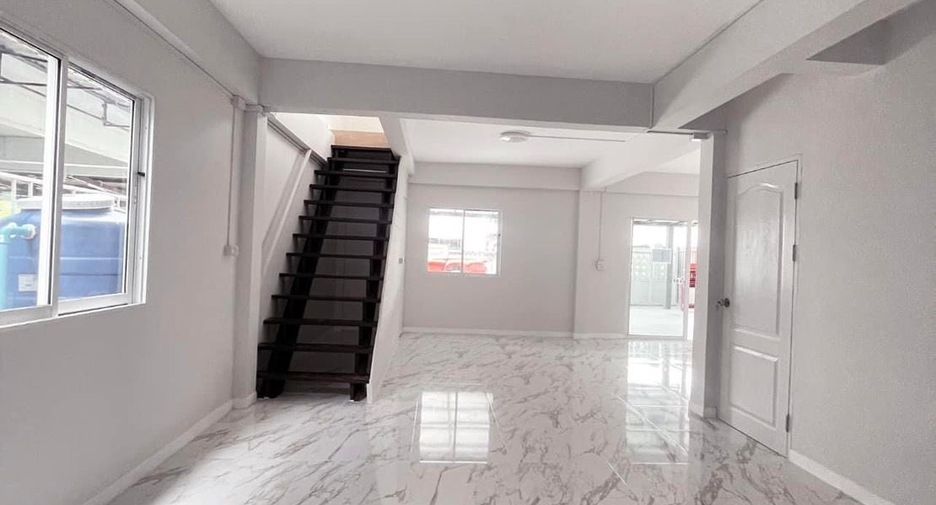 Casa en venta de 3 habitaciones en San Sai, Chiang Mai