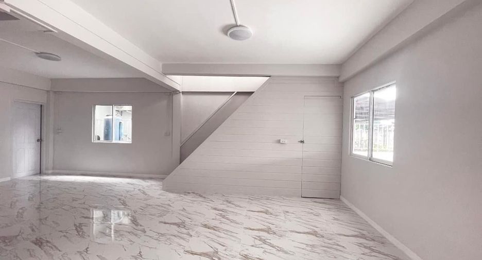 Casa en venta de 3 habitaciones en San Sai, Chiang Mai