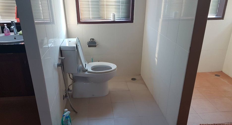 For sale 2 bedrooms house in Mueang Chiang Mai, Chiang Mai