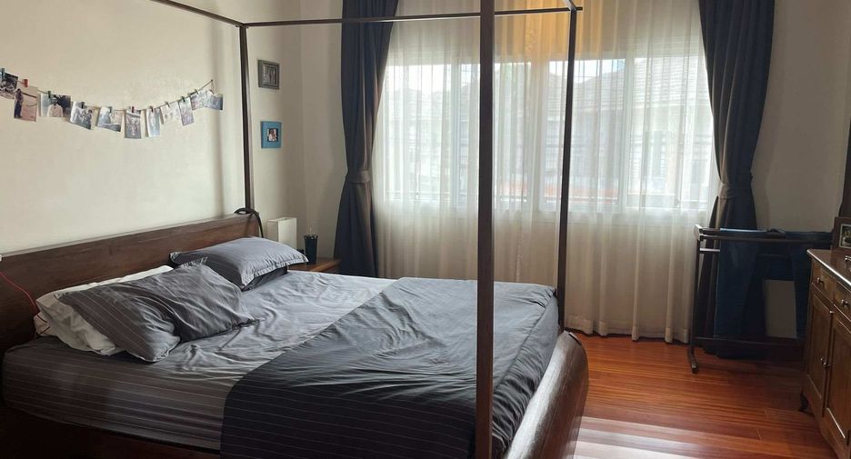 For sale 5 bedrooms villa in Hang Dong, Chiang Mai
