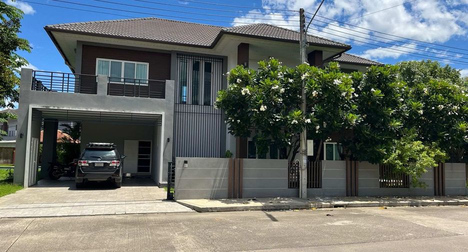 For sale 5 bedrooms villa in Hang Dong, Chiang Mai