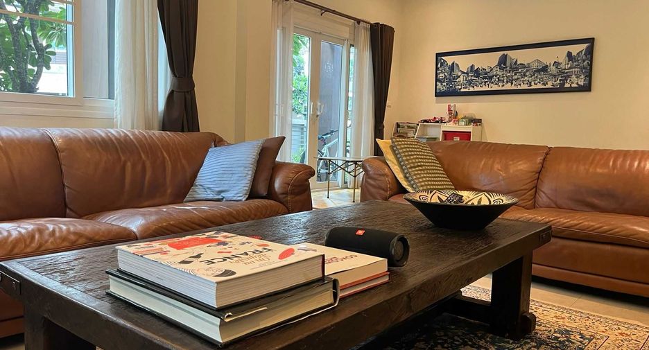 For sale 5 bedrooms villa in Hang Dong, Chiang Mai