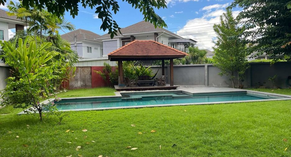 For sale 5 bedrooms villa in Hang Dong, Chiang Mai