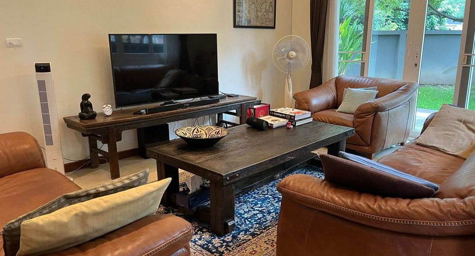 For sale 5 bedrooms villa in Hang Dong, Chiang Mai
