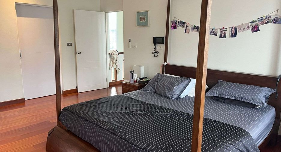For sale 5 bedrooms villa in Hang Dong, Chiang Mai