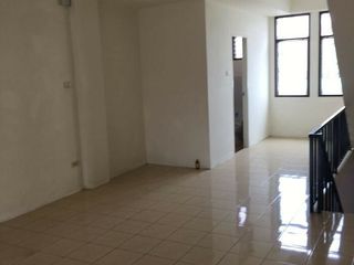 For sale 2 bedrooms townhouse in Mueang Chiang Mai, Chiang Mai