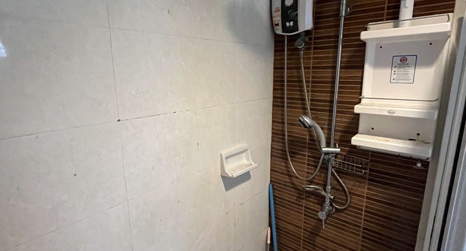 For sale and for rent 1 bed condo in Huai Khwang, Bangkok
