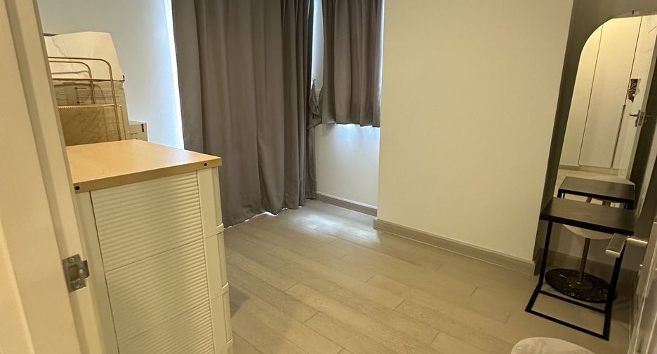 For sale 2 ベッドルーム condo in Khlong San, Bangkok