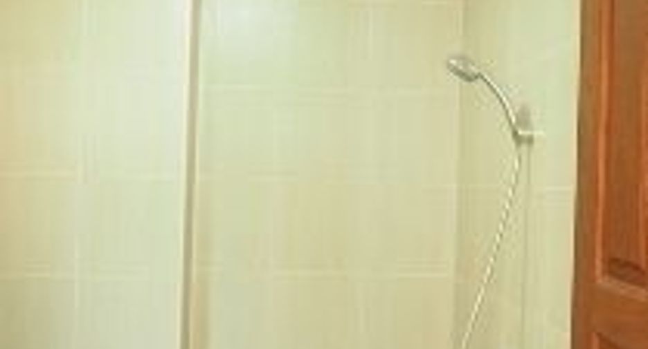 For rent 2 bedrooms condo in Pathum Wan, Bangkok