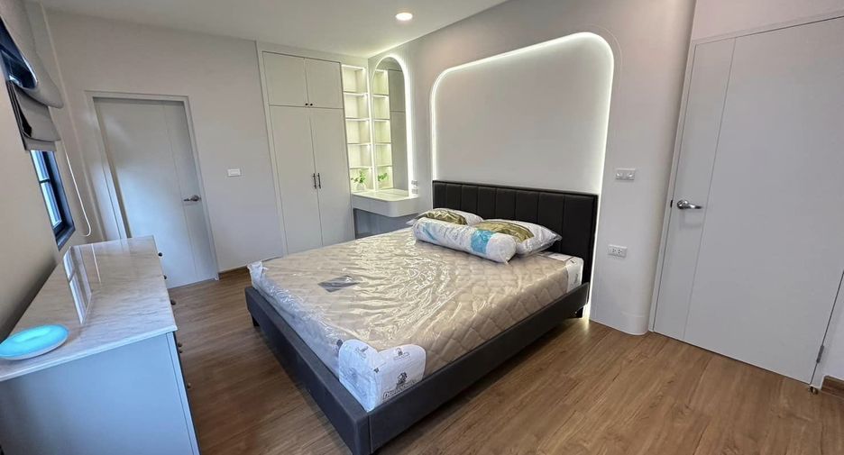 For rent 4 ベッドルーム house in Bang Phli, Samut Prakan