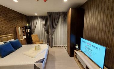 For rent studio condo in Huai Khwang, Bangkok