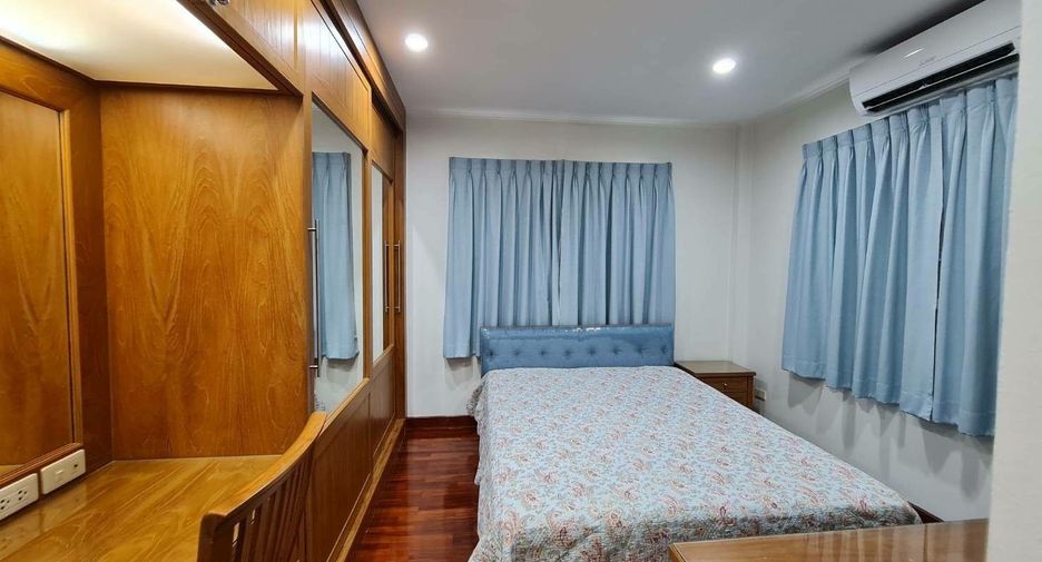 For rent 4 bedrooms house in Bang Phli, Samut Prakan