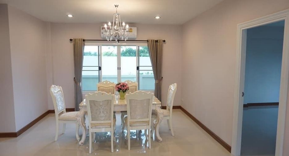 Haus zur Miete mit 4 Zimmer in San Sai, Chiang Mai