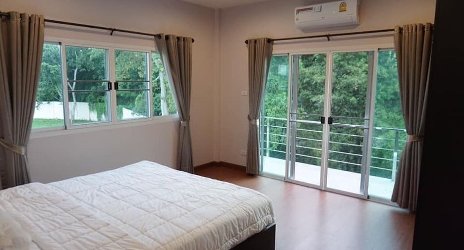 Haus zur Miete mit 4 Zimmer in San Sai, Chiang Mai