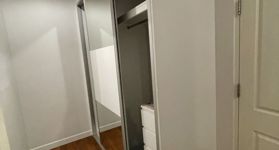Condo en alquiler de 2 habitaciones en Khlong Toei, Bangkok