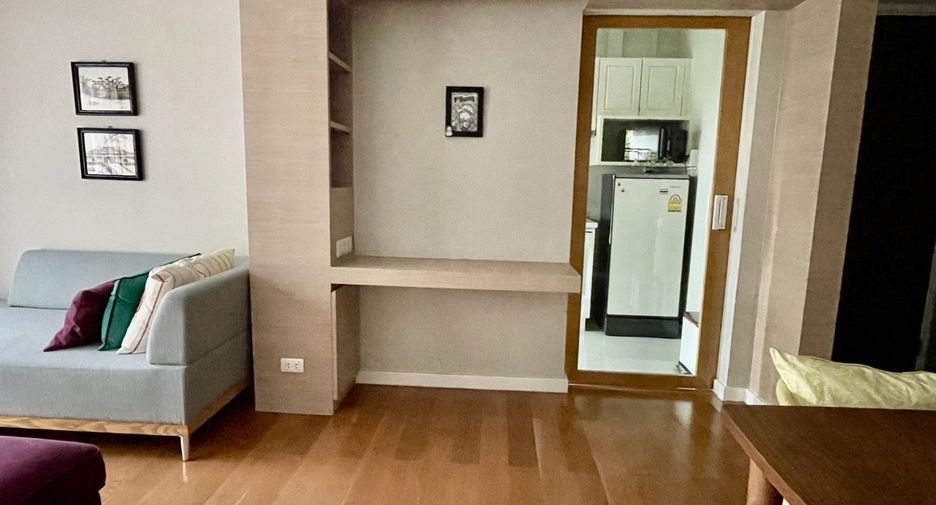 Condo en alquiler de 1 habitaciones en Khlong Toei, Bangkok