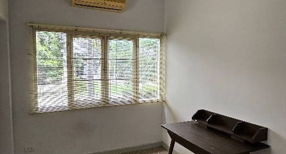 出租 4 卧室 独立屋 在 San Sai, Chiang Mai