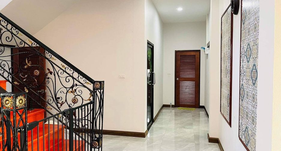 Villa zum Kauf mit 5 Zimmer in San Sai, Chiang Mai